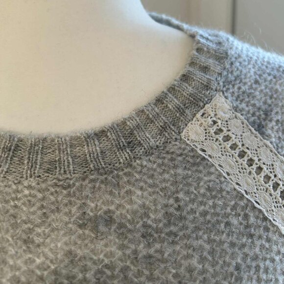 Miiyu by Simons Heather Grey Mohair-Blend Lace Shoulder High-Low Sweater - US S - Picture 9 of 10